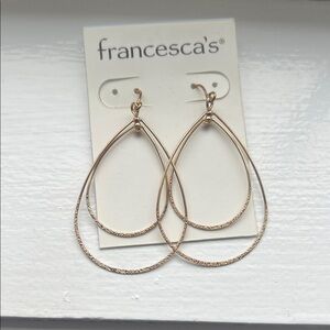 Francesca's Collections Elegant Gold Hoop Earrings